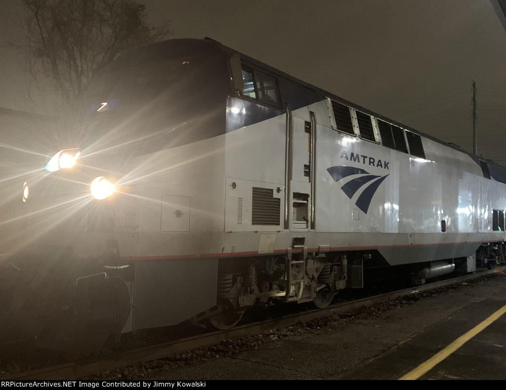 Amtrak 7 P42DC at Houston Staion